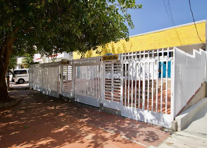 Quillahost Tropical Apartment